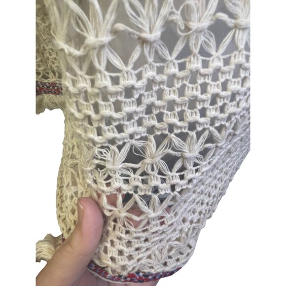 Umgee Crochet Knit Top  M Ivory  Aztec Print Hem Fringe - Picture 4 of 6
